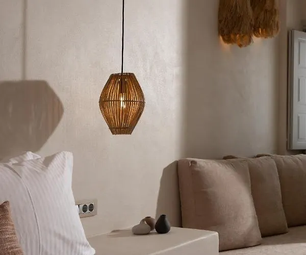 Acanthus - Luxury Jacuzzi Apartment Oia (Santorini)