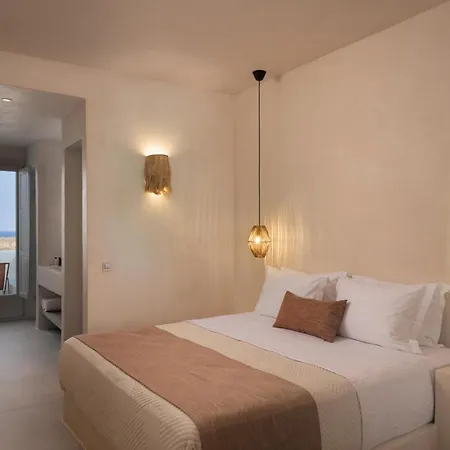 Апартаменты Acanthus Oia - Luxury Jacuzzi Suites