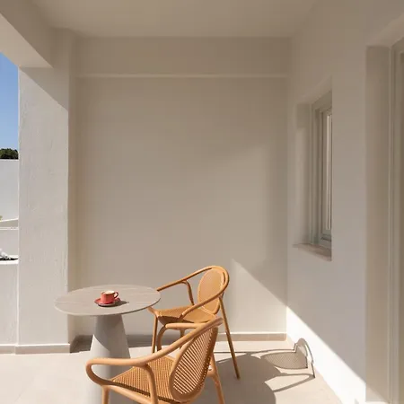 Acanthus Oia - Luxury Jacuzzi Suites